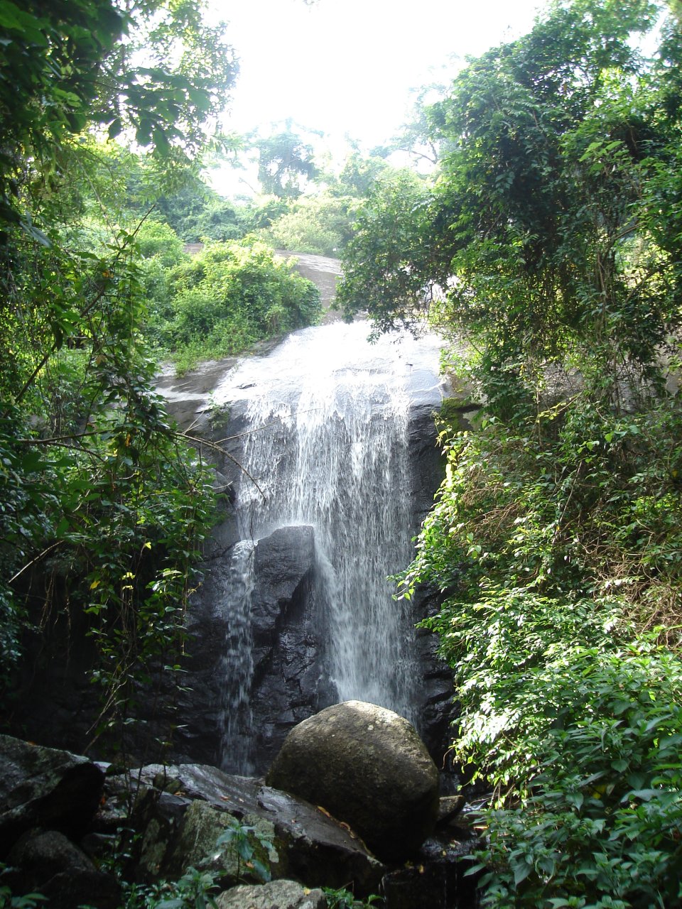 Cachoeira dos Três Tombos